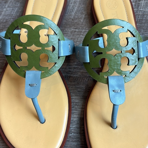 Tory Burch Miller T Strap Sandals Women’s 6M Green & Blue Leather - Picture 2 of 12